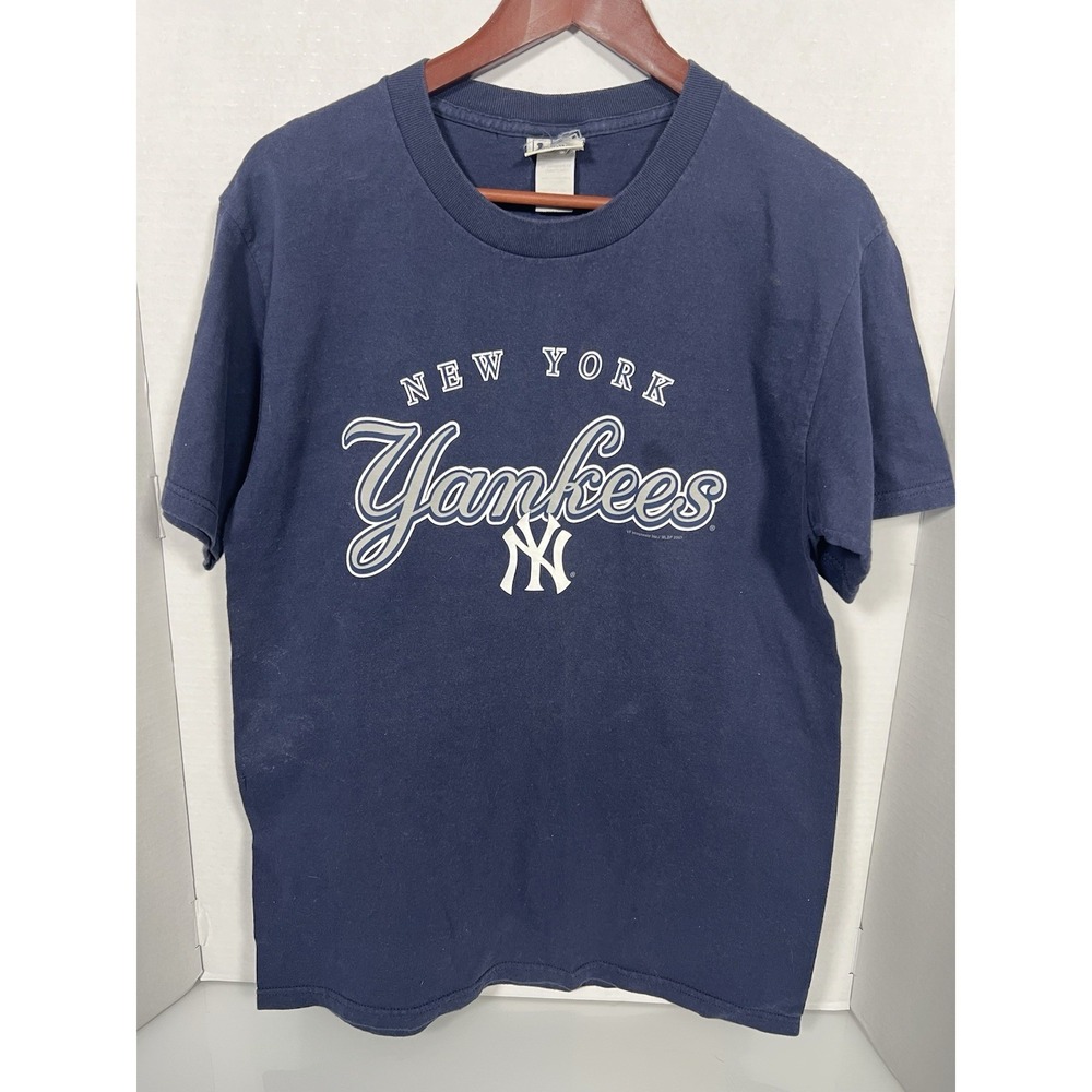 Vintage 2003 Lee Sport New York Yankees MLB Blue Baseball Tee Shirt Medium 030